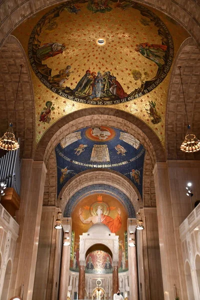 ワシントンDc 9月25日 ワシントンDcにおける無形の概念の国立神社の大聖堂 2021年9月25日に見られるように — ストック写真