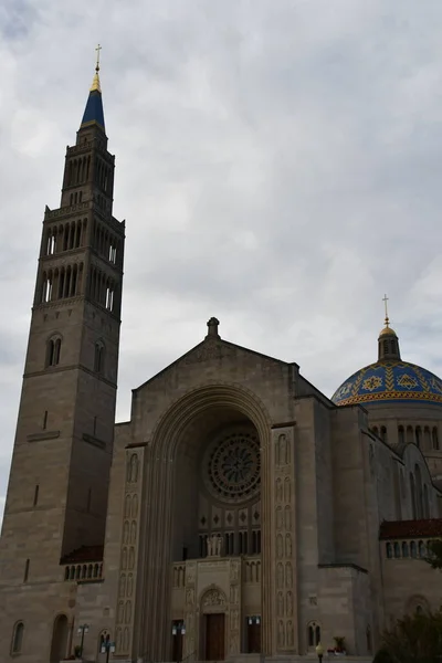 Washington Syyskuu Basilica National Shrine Immaculate Conception Washington Nähtynä Syyskuu — kuvapankkivalokuva