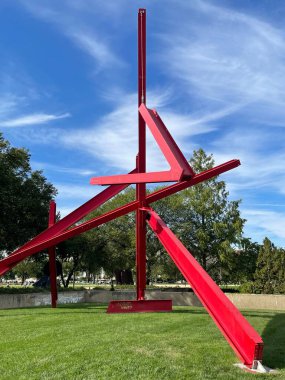 WASHINGTON DC - 25 Temmuz 2021 'de Washington' daki Hirshhorn Müzesi 'nde Mark di Suvero' nun 