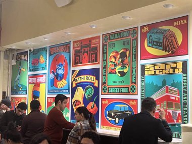 NEW YORK, New York - 25 Aralık 2022 'de Chelsea Market' te Chote Miya Hint Lokantası.