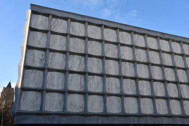 NEW HAVEN, CT - 4 Şubat 2023 'te New Haven, Connecticut' taki Yale Üniversitesi 'nde Beinecke Nadir Kitaplar ve El Yazmaları Kütüphanesi' nde görüldü. Kuzey Amerika 'daki en büyük ikinci akademik kütüphanedir..