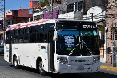 PUERTO VìRTA, MEXICO - 11 Nisan 2023 'te görüldüğü üzere, Puerto Vallarta, Meksika' da şehir çevresinde.