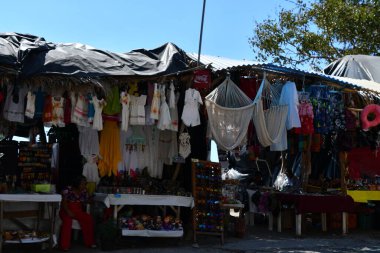 PUERTO VìRTA, MEXICO - 11 Nisan 2023 'te görüldüğü üzere, Puerto Vallarta, Meksika' da şehir çevresinde.