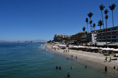 Puerto Vallarta, Meksika 'da Playa Olas Alta Plajı, 11 Nisan 2023' te görüldü..