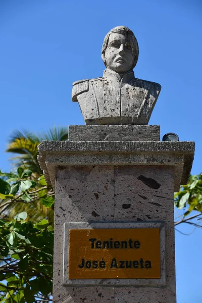 Puerto Vallarta Mexico Apr Μνημείο Του Teniente Jose Azueta Στην — Φωτογραφία Αρχείου