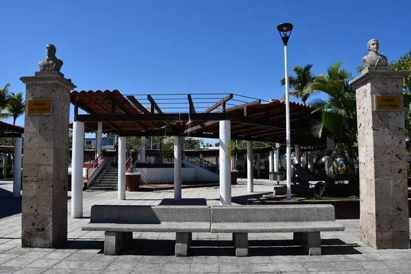 Puerto Vallarta Mexico Apr Monumente Pentru Eroi Pitillal Puerto Vallarta — Fotografie, imagine de stoc
