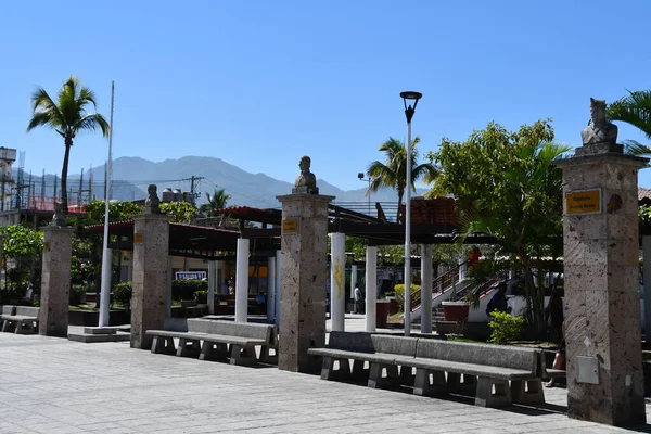 Puerto Vallarta México Abr Monumentos Los Héroes Pitillal Puerto Vallarta —  Fotos de Stock