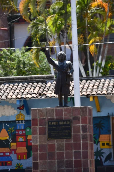 Puerto Vallarta Mexique Avril Statue Père Miguel Hidalgo Costilla Sur — Photo