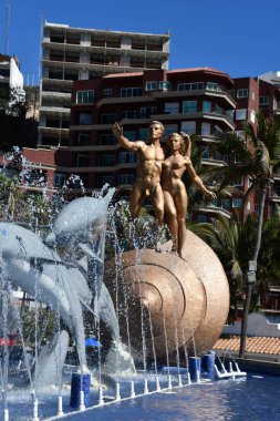 MAZATLAN, MEXICO - 12 Nisan 2023 'te görüldüğü üzere Mazatlan, Meksika' da Yaşam Sürekliliği Anıtı.