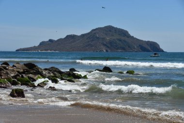 Mazatlan, Meksika 'daki Zona Dorada' dan (Altın Bölge) su manzarası