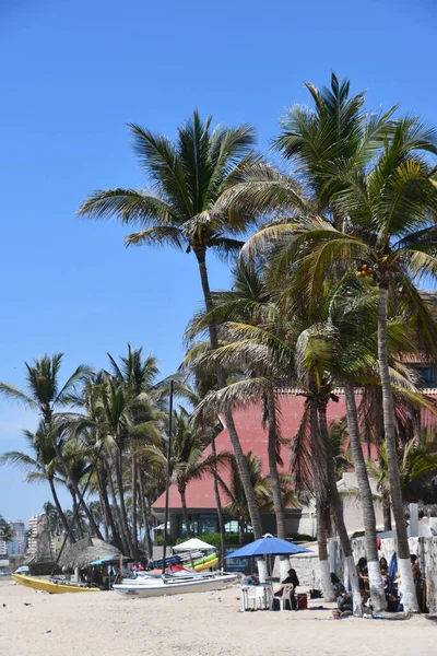 Mazatlan Mexico Apr 2023年4月12日現在 メキシコ マザランのゾナドラダ ゴールデンゾーン のビーチ — ストック写真