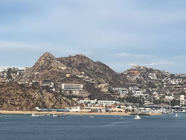 CABO SAN LUCAS, MEXICO - 13 Nisan 2023 'te Meksika' da Cabo San Lucas 'ın görüntüsü.