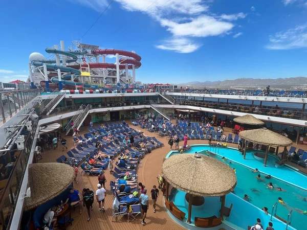 Long Beach April Lido Deck Bord Des Kreuzfahrtschiffes Carnival Panorama — Stockfoto