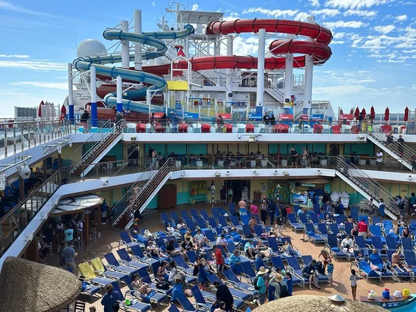 Long Beach April Lido Deck Bord Des Kreuzfahrtschiffes Carnival Panorama — Stockfoto