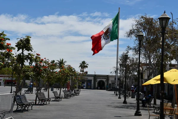 San Jose Del Cabo Mexico Apr Mexická Vlajka Náměstí Plaza — Stock fotografie