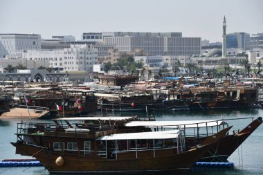 DOHA, Katar - 11 Şubat 2023 'te Doha, Katar' da görülen Arap Dhow Boats.