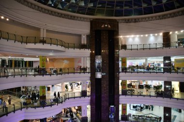 DOHA, Katar - 12 Şubat 2023 'te Katar' daki Şehir Merkezi Doha Alışveriş Merkezi.