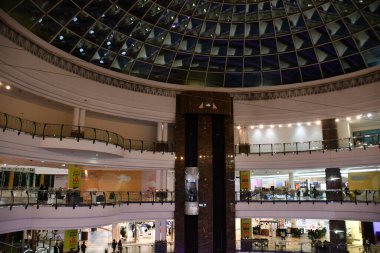 DOHA, Katar - 12 Şubat 2023 'te Katar' daki Şehir Merkezi Doha Alışveriş Merkezi.