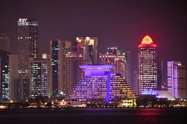 Doha Qatar Feb Ουρανοξύστης Της Ντόχα Στο Κατάρ Όπως Φαίνεται — Φωτογραφία Αρχείου