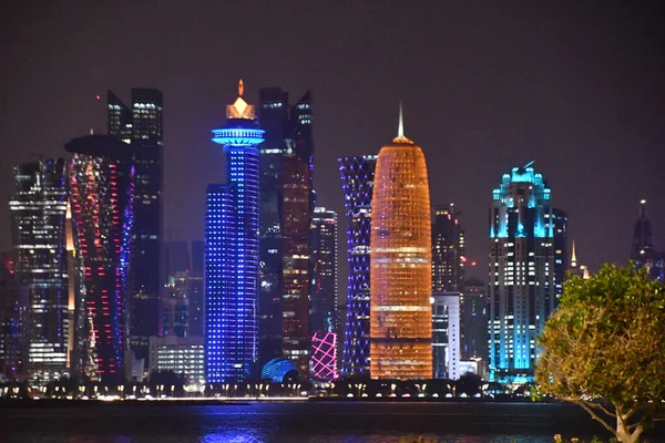 Doha Qatar Feb Ουρανοξύστης Της Ντόχα Στο Κατάρ Όπως Φαίνεται — Φωτογραφία Αρχείου