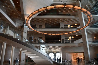 DOHA, Katar - 12 Şubat 2024 'te Katar' ın Doha kentindeki İslam Sanatları Müzesi.
