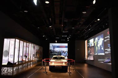 DOHA, Katar - Şubat 13: 3-2-1 Katar Olimpiyat ve Katar Spor Müzesi, 13 Şubat 2023.