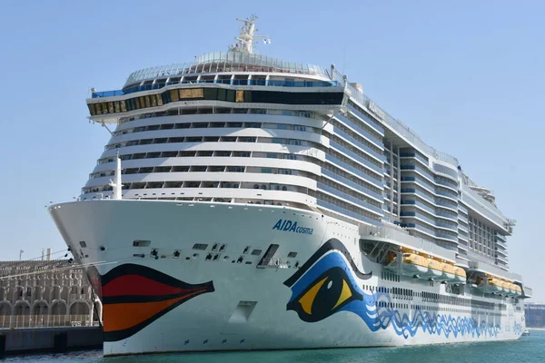Doha Katar Şubat 2023 Görüldüğü Üzere Aida Cosma Cruise Gemisi — Stok fotoğraf