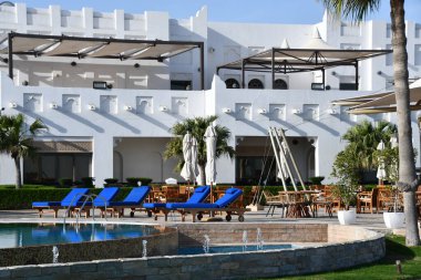 DOHA, Katar - FEB 13; Şark Köyü & Spa, bir Ritz-Carlton Oteli, Doha, Katar, 13 Şubat 2023 'te görüldü..