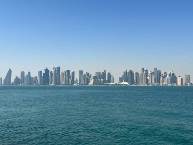 DOHA Katar - 13 Şubat 2023 'te Doha, Katar' da gökyüzü manzarası.