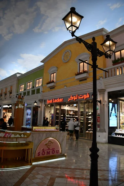 Doha Qatar Feb Inuti Villaggio Mall Doha Qatar Sett Den — Stockfoto