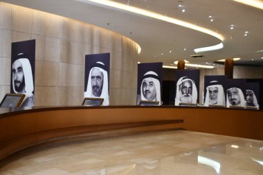 DUBAI BAE - 16 Şubat; Etihad Müzesi Dubai, BAE, 16 Şubat 2023 tarihinde görüldüğü gibi. Birleşik Arap Emirlikleri 'nin mirasını sosyal, politik, kültürel, bilimsel ve askeri tarih alanlarında toplar, korur ve sergiler..