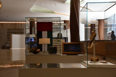 DUBAI BAE - 16 Şubat; Etihad Müzesi Dubai, BAE, 16 Şubat 2023 tarihinde görüldüğü gibi. Birleşik Arap Emirlikleri 'nin mirasını sosyal, politik, kültürel, bilimsel ve askeri tarih alanlarında toplar, korur ve sergiler..