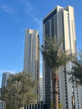 DUBAI BAE - 20 Şubat 2023 'te Dubai Creek Limanı' ndaki gökdelenler.