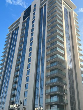 DUBAI BAE - 20 Şubat 2023 'te Dubai Creek Limanı' ndaki gökdelenler.