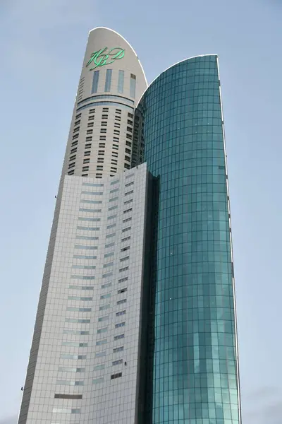 ドバイ アラブ首長国連邦 2月20日 2023年2月20日にアラブ首長国連邦のドバイにあるパークプレイスタワー — ストック写真