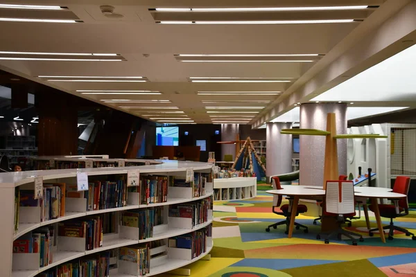 Dubai Ηνωμένα Αραβικά Εμιράτα Φεβρουαρίου Παιδική Βιβλιοθήκη Στο Mohammed Bin — Φωτογραφία Αρχείου