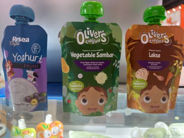 DUBAI BAE - 23 Şubat 2023: 2023 Gulfood - BAE 'deki Dubai Dünya Ticaret Merkezi' nde En Büyük Gıda Fuarı.