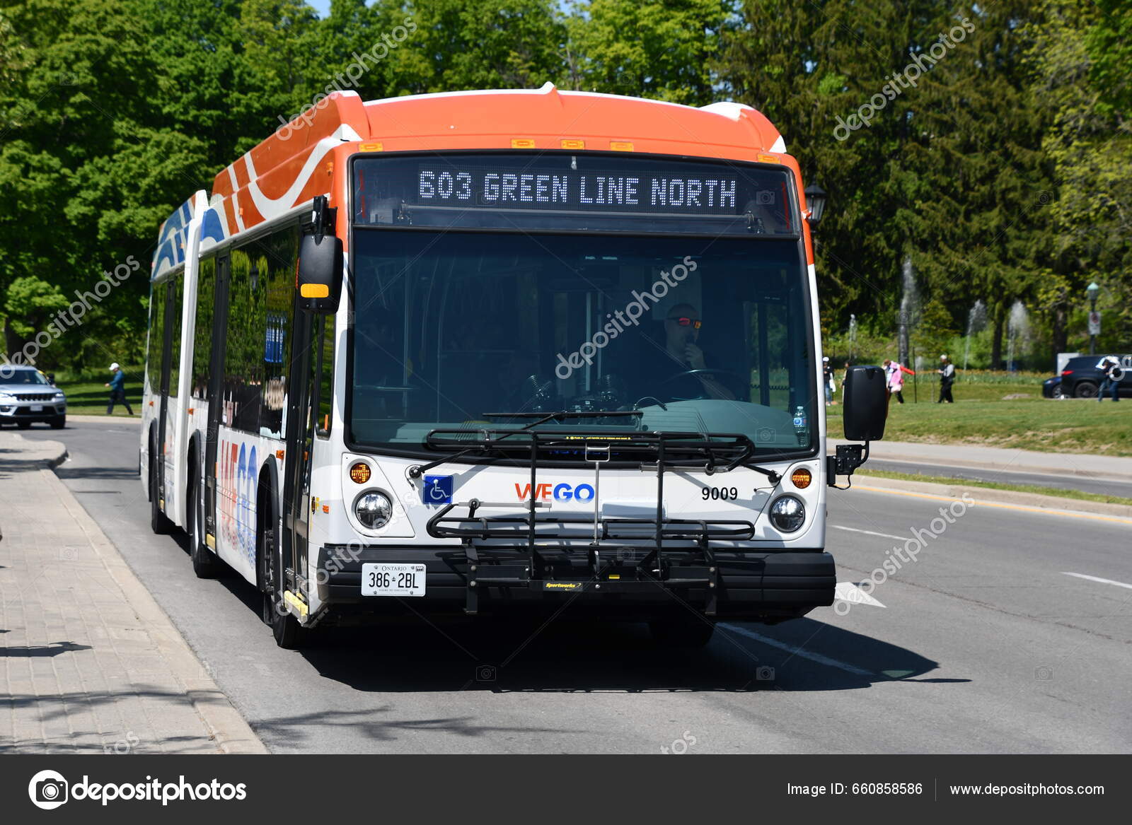 Niagara Falls Mayo Wego Bus Clifton Hill Niagara Falls Ontario Foto niagara-falls-mayo-wego-bus-clifton-hill-niagara-falls-ontario-foto