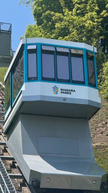 Niagara Şelalesi, Ontario, Kanada 'da 27 Mayıs 2023' te görülen Falls Incline Demiryolu..