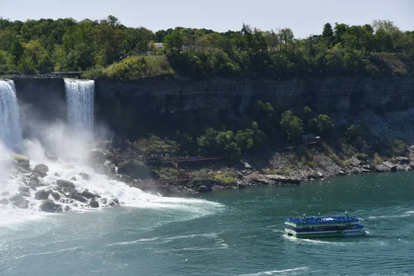 Niagara Falls Mayo Barco Turístico Maid Mist Las Cataratas Del — Foto de Stock