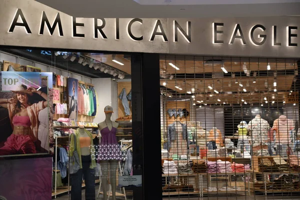 East Rutherford Mar American Eagle Store American Dream Large Retail — Stock fotografie