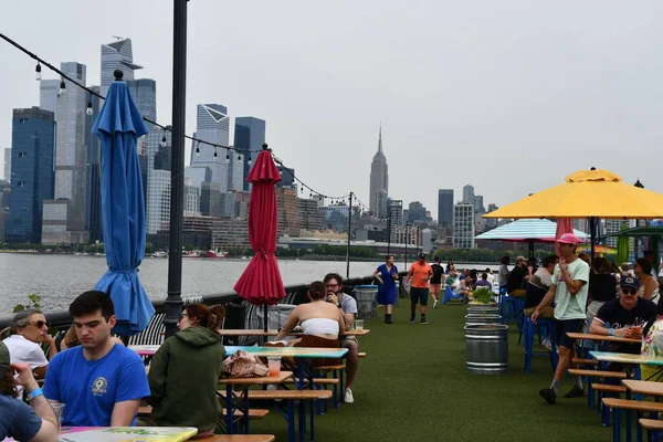 Hoboken, New Jersey 'de 13 Mayıs 2023' te görüldüğü gibi 13..