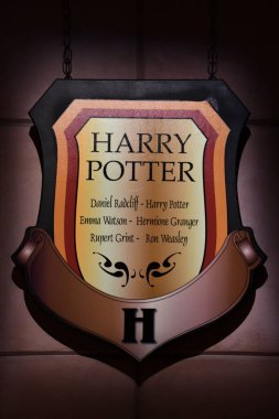 28 Mayıs 2023 'te Ontario, Kanada' daki Niagara Şelalesi 'ndeki Clifton Hill' deki Louis Tussauds Balmumu Fabrikası 'nda Harry Potter sergisi açıldı..