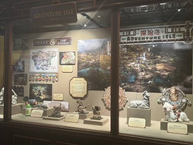 ORLANDO FL - 28 Aralık 2022 'de Orlando, Florida' da Walt Disney World 'deki EPCOT Tema Parkı' ndaki Dünya Showcase 'de Çin pavyonu.