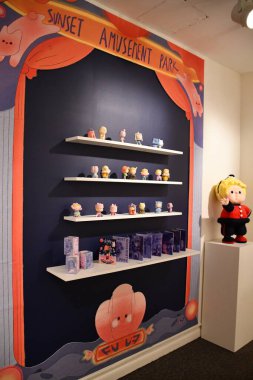 NEW YORK, NY - 3 Haziran 2019 'da Pareidolia - MFA Görsel Tezler Şovu New York FIT Müzesi' nde 3 Haziran 2019 'da görüldü..