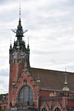 GDANSK, POLAND - 19 AUG; Polonya 'daki Gdansk Parlak Tren İstasyonu, 19 Ağustos 2019.
