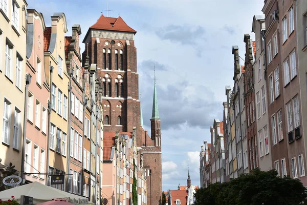 GDANSK, POLAND - 19 AUG: 19 Ağustos 2019 'da Polonya' nın Gdansk kentinde Aziz Mary Bazilikası.