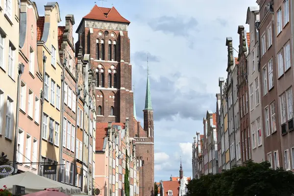 GDANSK, POLAND - 19 AUG: 19 Ağustos 2019 'da Polonya' nın Gdansk kentinde Aziz Mary Bazilikası.