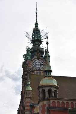 GDANSK, POLAND - 19 AUG; Polonya 'nın Gdansk kentindeki Gdansk Müzesi (Main Town Hall), 19 Ağustos 2019.