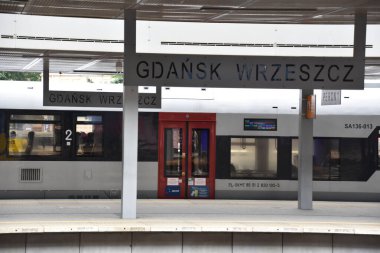 GDANSK, POLAND - 20 Ağustos 2019 'da Polonya' nın Gdansk kentindeki tramvay.